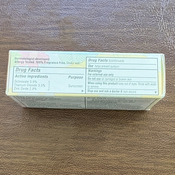 Clinique Even Better Makeup Broad Spectrum SPF 15 - Ivory - Picture 4 of 4